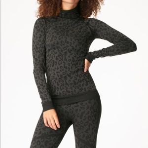 Sweaty Betty ski base layer top